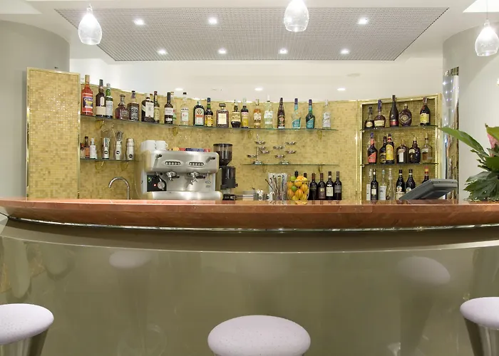 Отель Club House Римини