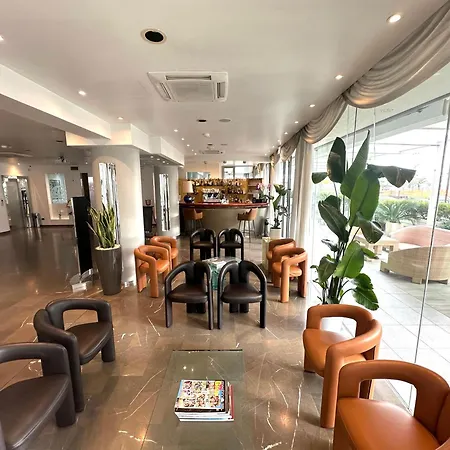 Club House 4* Ρίμινι