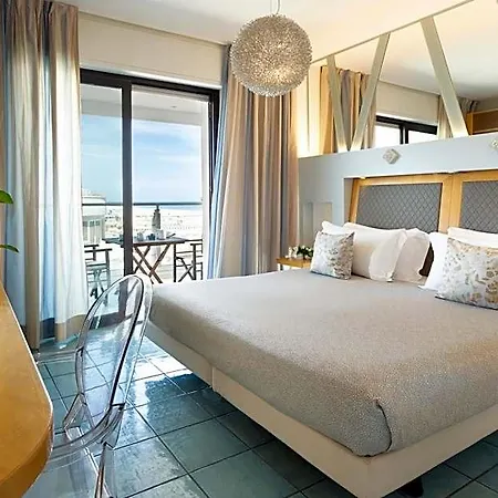 Club House 4* רימיני