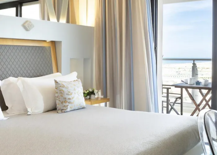 Club House 4* Rimini