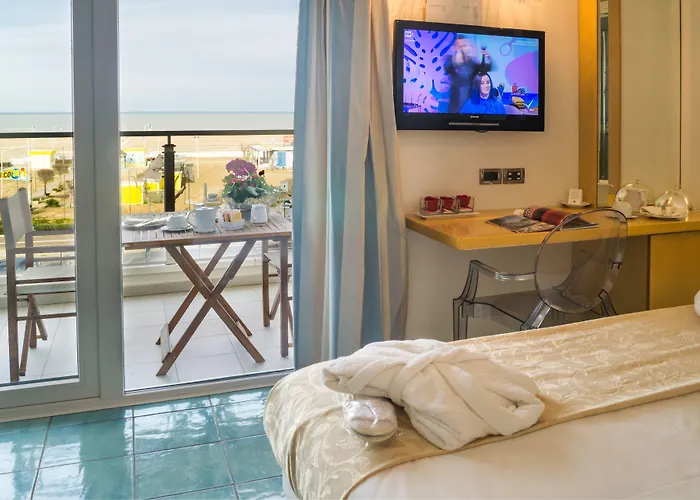 Hotel Club House 4*