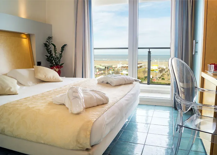 Club House Hotel