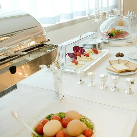 Club House 4* Rimini