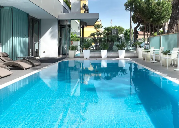Club House 4* Ρίμινι