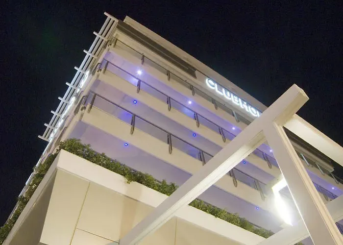 Club House מלון רימיני